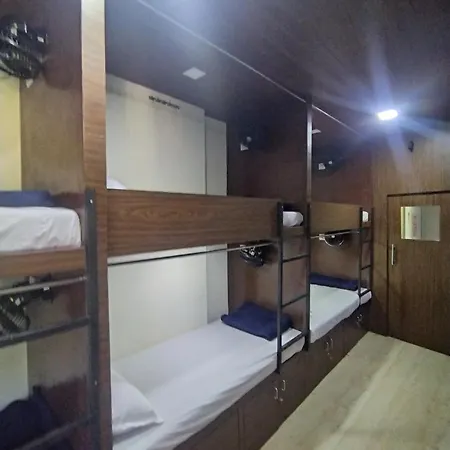 Ayat Asalpha Metro Hostel Mumbai
