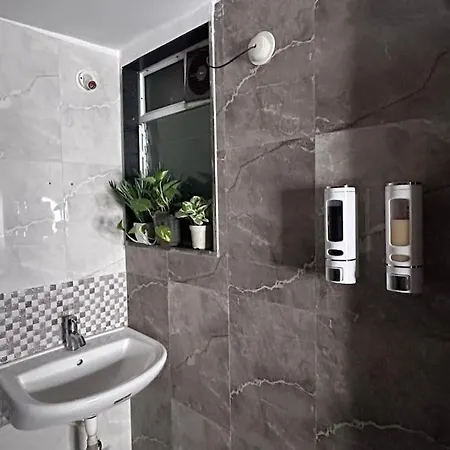 Apartment Spacious Mumbai