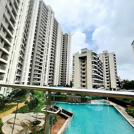 Boutique Lodha Opposite Gcc * Mumbai