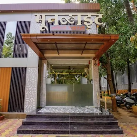 Hotel Moon Lite Residency - Marve Road Malad West - Premium Couple Friendly 2*