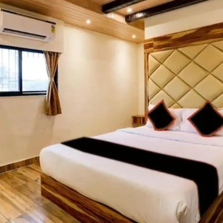 Plaza Hotel Mumbai