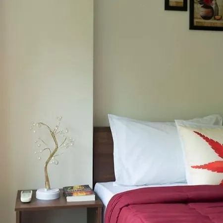 Modern, Elegant, Serene 2bhk Near Bkc & Airport Apartment *