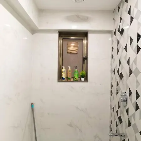 Modern, Elegant, Serene 2bhk Near Bkc & Airport Mumbai