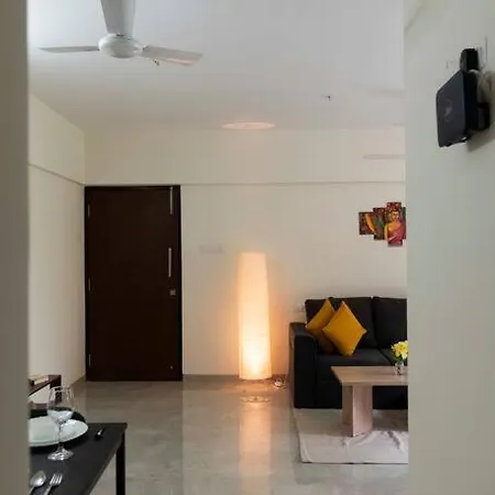 Modern, Elegant, Serene 2bhk Near Bkc & Airport *