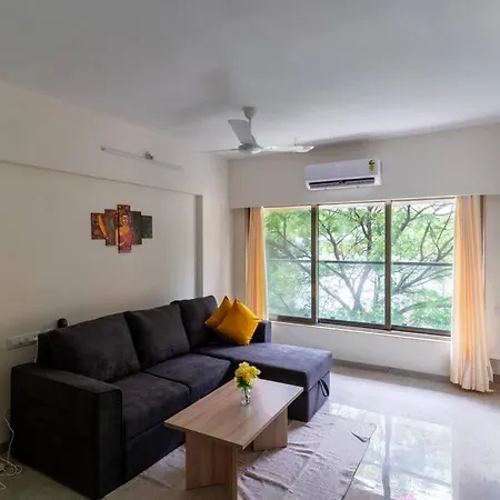 Modern, Elegant, Serene 2bhk Near Bkc & Airport *
