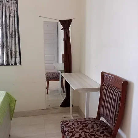 Homestay Lovely 1 Bedroom Unit In Mumbai, Carter Road