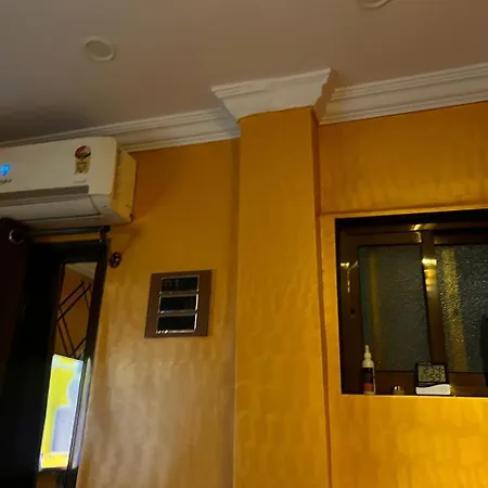 Homestay Budget In Kalina-santacruz *