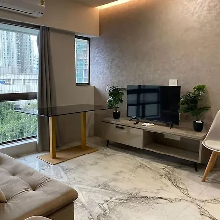Apartment Downtown 1bhk Appt, Mahalaxmi 601