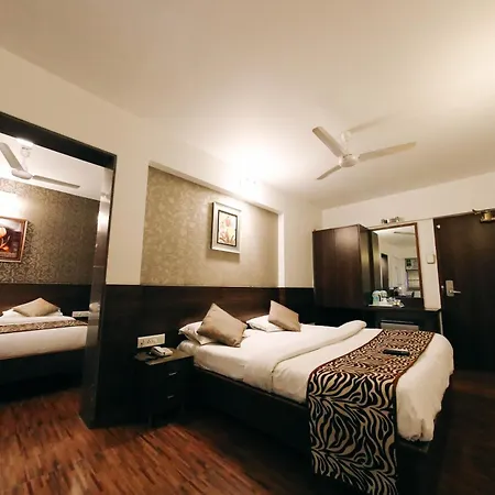 Maharana Chembur Hotel 2*