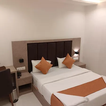 Metro Hotel Mumbai