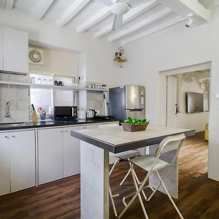 Apartment Zoe 1bhk Bandra W By The Company *