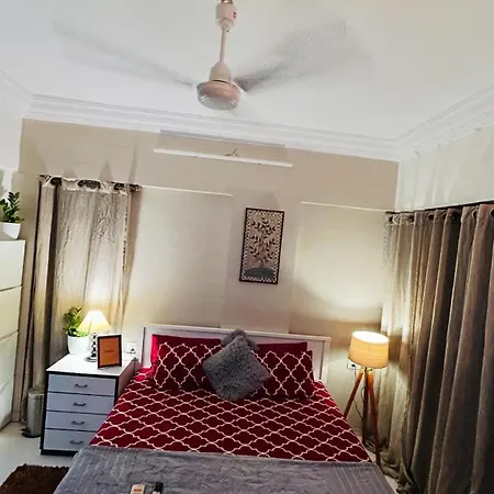 Oasis Homestay *