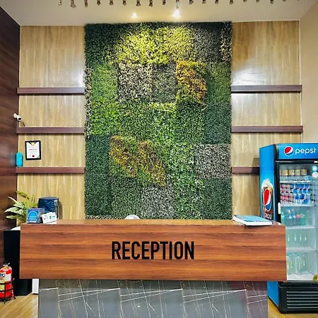 Regal International - Near International Airport Andheri East Hotel 3*