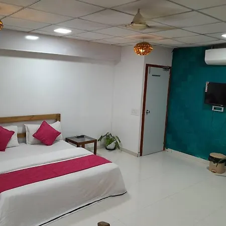 Apartment Agrawal Bhavan 6bhk *