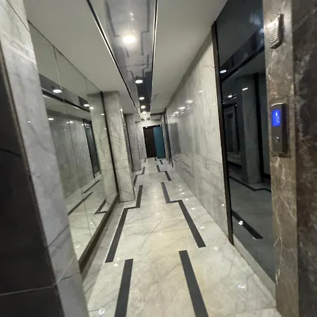 Pixiestays Flat In Andheri West Apartment *
