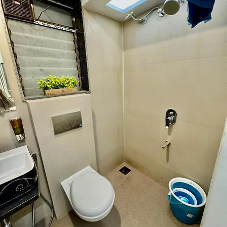 Pixiestays Goregaon West *