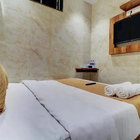Hotel Omega