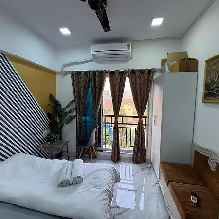 Chic - Bright 1 Bhk Close To Lilavati Hospital, Bandra West 602 * Mumbai