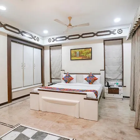 Hotel Fabhotel Welcome Apartments - Nr Mumbai International Airport Mumbai