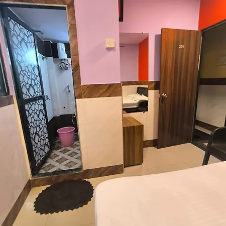 Heera Hotel