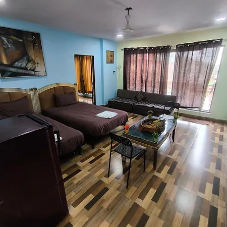 King Size Deck * Mumbai