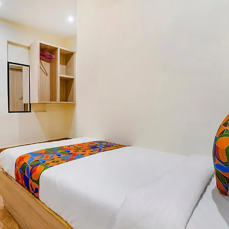 Riza International - Nr Nesco Exhibition Centre 3*