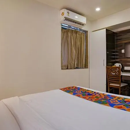Fabhotel Veera Residency - Nr Airport 3*