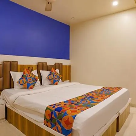 Hotel Fabhotel Veera Residency - Nr Airport Mumbai
