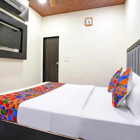 Gulshan Hotel
