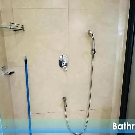 1bhk Service In Bkc By Florastay Apartment