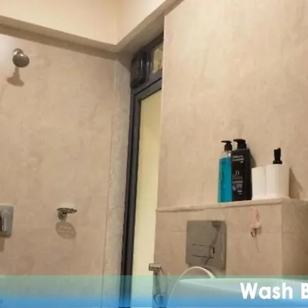Apartment 1bhk Service In Bkc By Florastay *