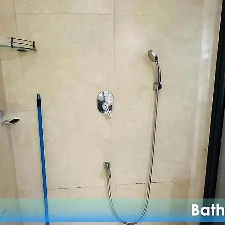 1bhk Service In Bkc By Florastay * Mumbai