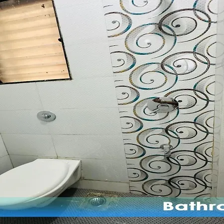 Apartment 1br Service In Parel By Florastay