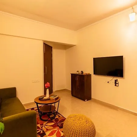 Apartment Skyline View 2bhk Near Oberoi Mall & Nesco *