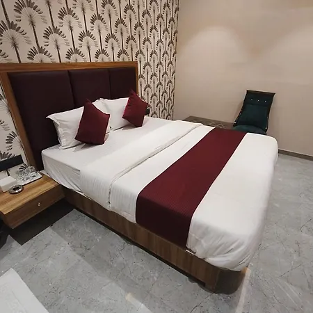 Hotel Golden Tree Mumbai