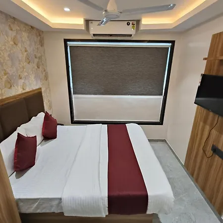 Hotel Golden Tree