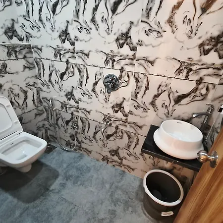 Golden Tree Hotel Mumbai