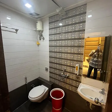 Magnet T-2 Hotel 3*