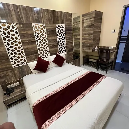 Hotel Magnet T-2 3*