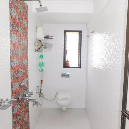 1100 Sqft 3bhk In Santacruz West Apartment Mumbai