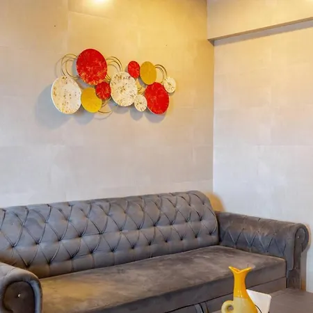 The Ruby Abode ! Premium 1 Bhk Santacruz *