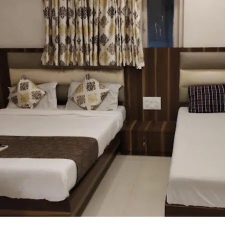 Golden Palms Hotel Mumbai