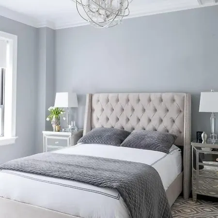 Taj 4*