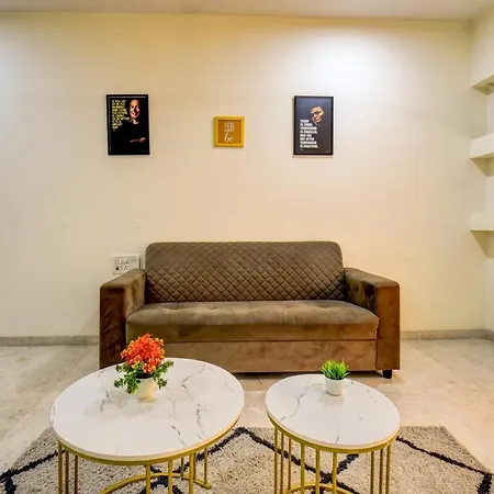 Spacious 2bhk W I Caretaker Near Bkc And Jio Center