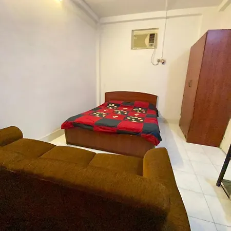 1bhk Available At New Link Road, Oshiwara Apartment *