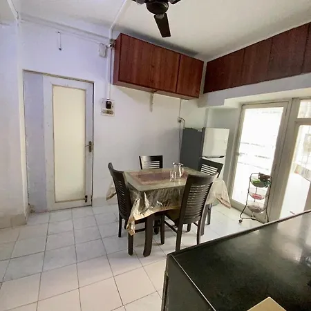 1bhk Available At New Link Road, Oshiwara Apartment Mumbai