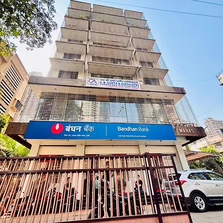 Hsquare Service Malad 3*