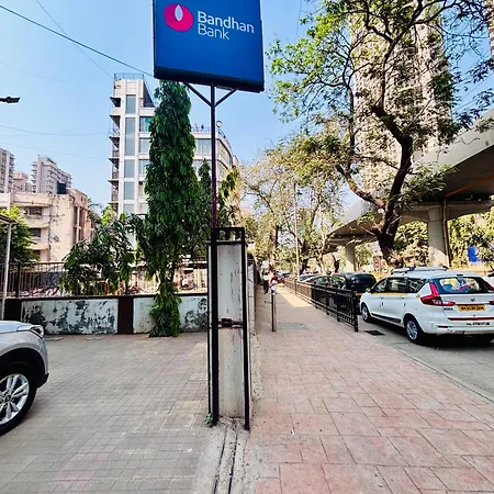 Bed & Breakfast Hsquare Service Malad 3*