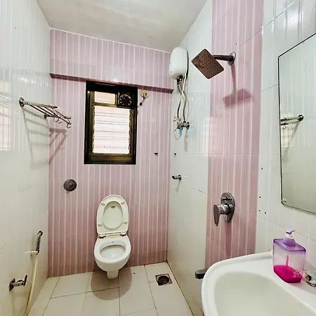Bed & Breakfast Hsquare Service Malad Mumbai