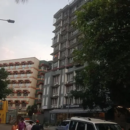 1bhk - Royale And Close By Airport Apartment Mumbai